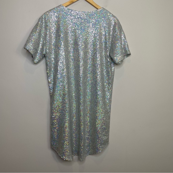 House of Mua Mua • I Was Young I Needed The Money sequined maxi tee shirt dress - Picture 9 of 13